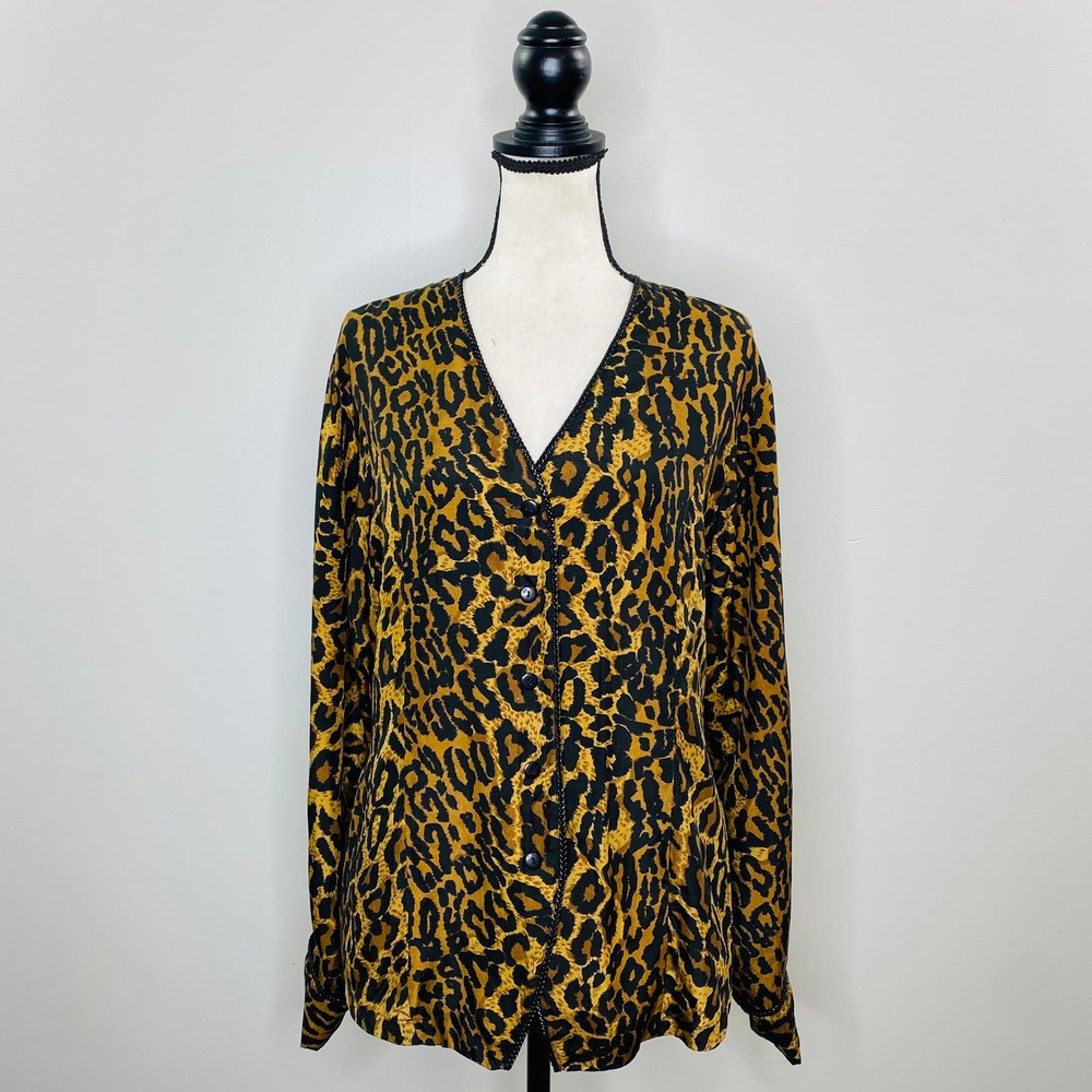 Vintage Anna and Frank Silk Animal Print Button Down Womens Large Career Casual